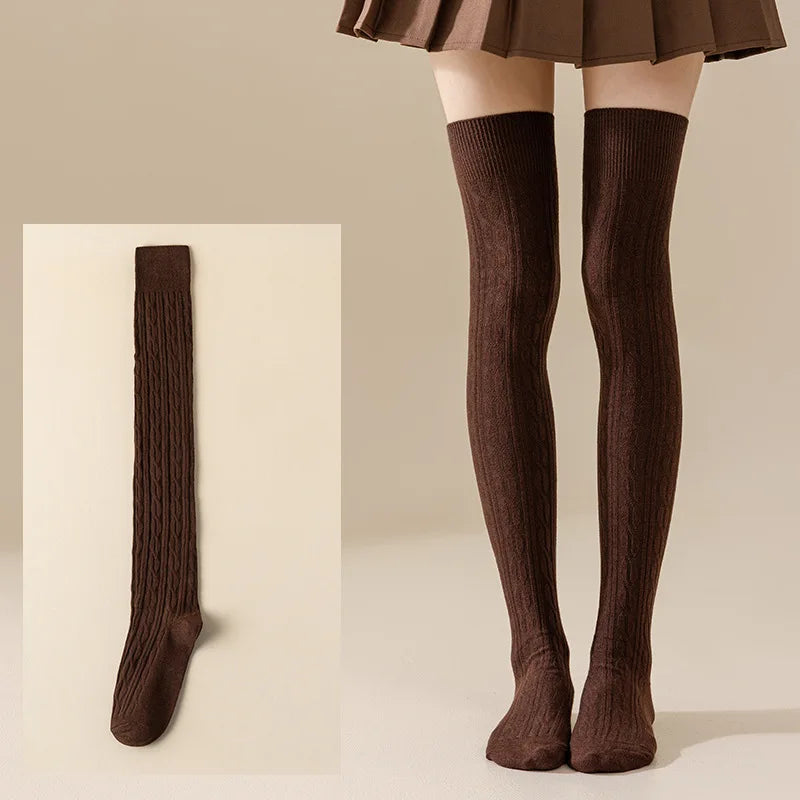 Women’s Heritage Cable-Knit Thigh-High Socks